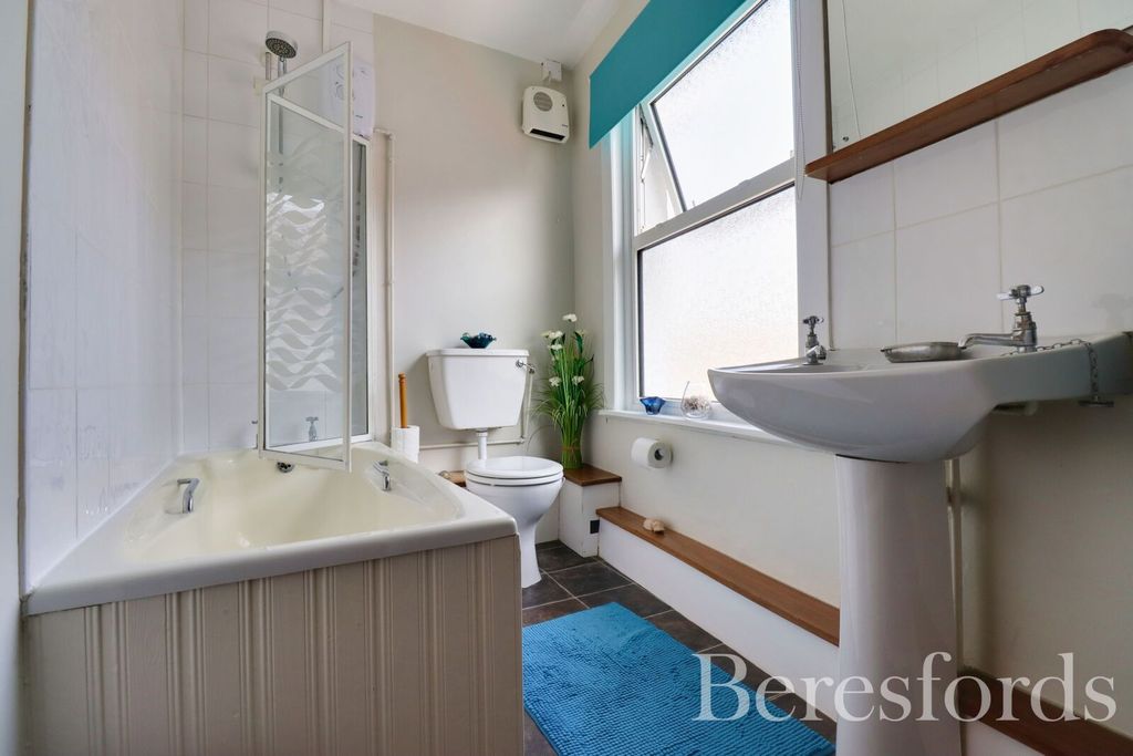 Additional image 6 of 1 bed maisonette for saleQueen Street, Maldon CM9