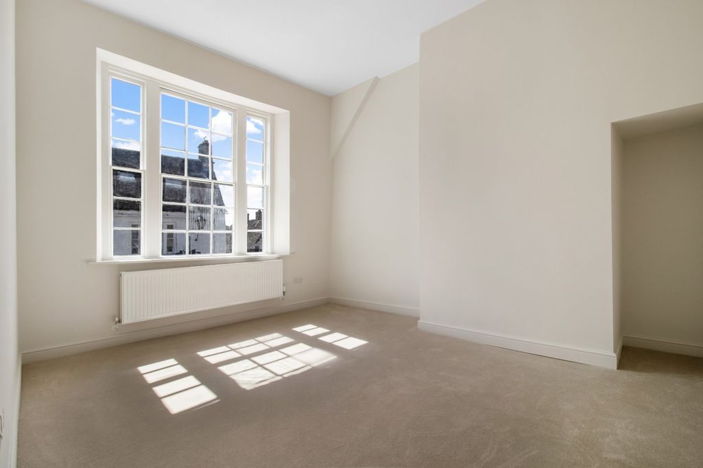 Additional image 4 of 2 bed terraced house for saleHigh Street, Lechlade, Gloucestershire GL7