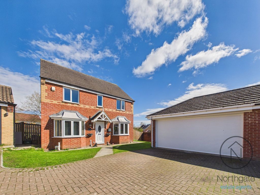 4 bed detached house for salePatenson Court, Newton Aycliffe DL5