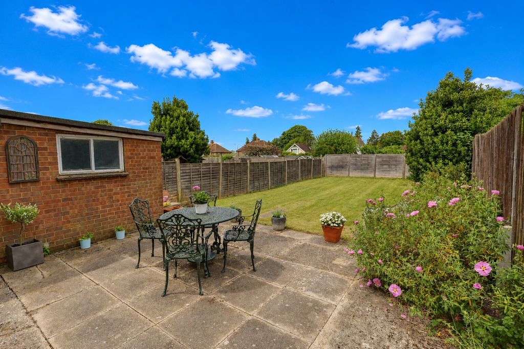 Additional image 11 of 3 bed semi-detached house for saleWoodfield Road, Princes Risborough HP27