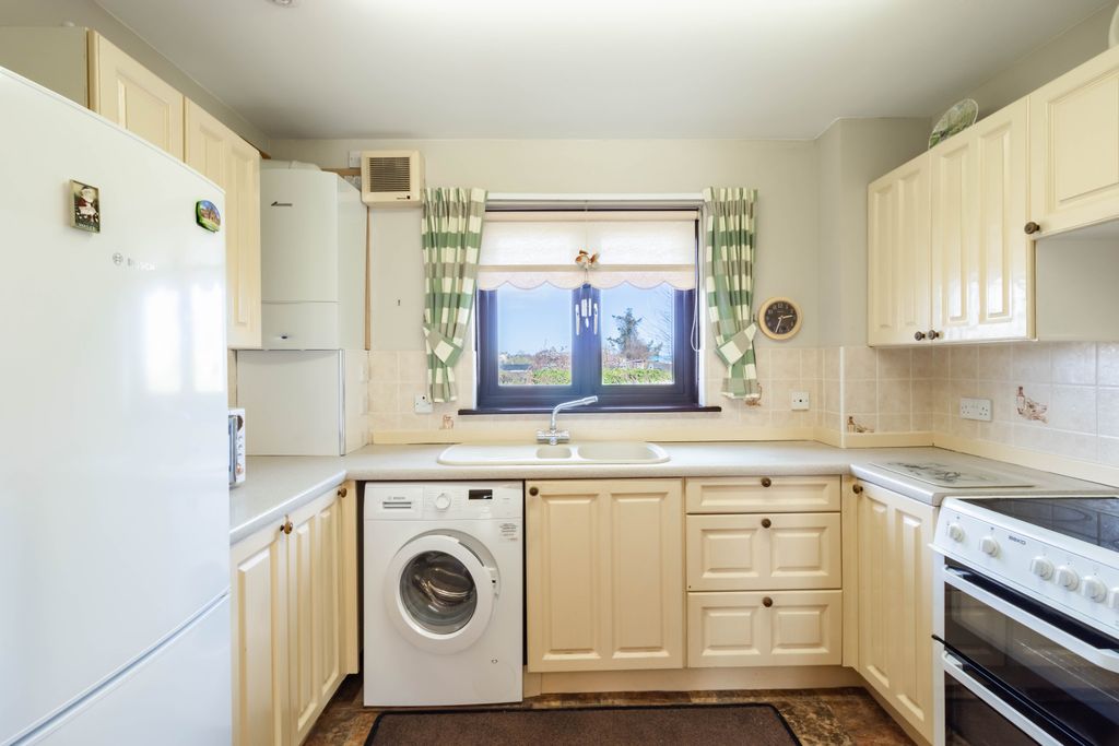 Additional image 4 of 2 bed semi-detached house for saleRiverside Road, Montrose DD10