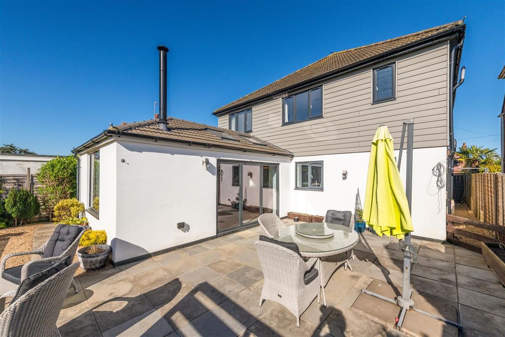 Additional image 23 of 5 bed detached house for saleGrinstead Lane, Lancing BN15