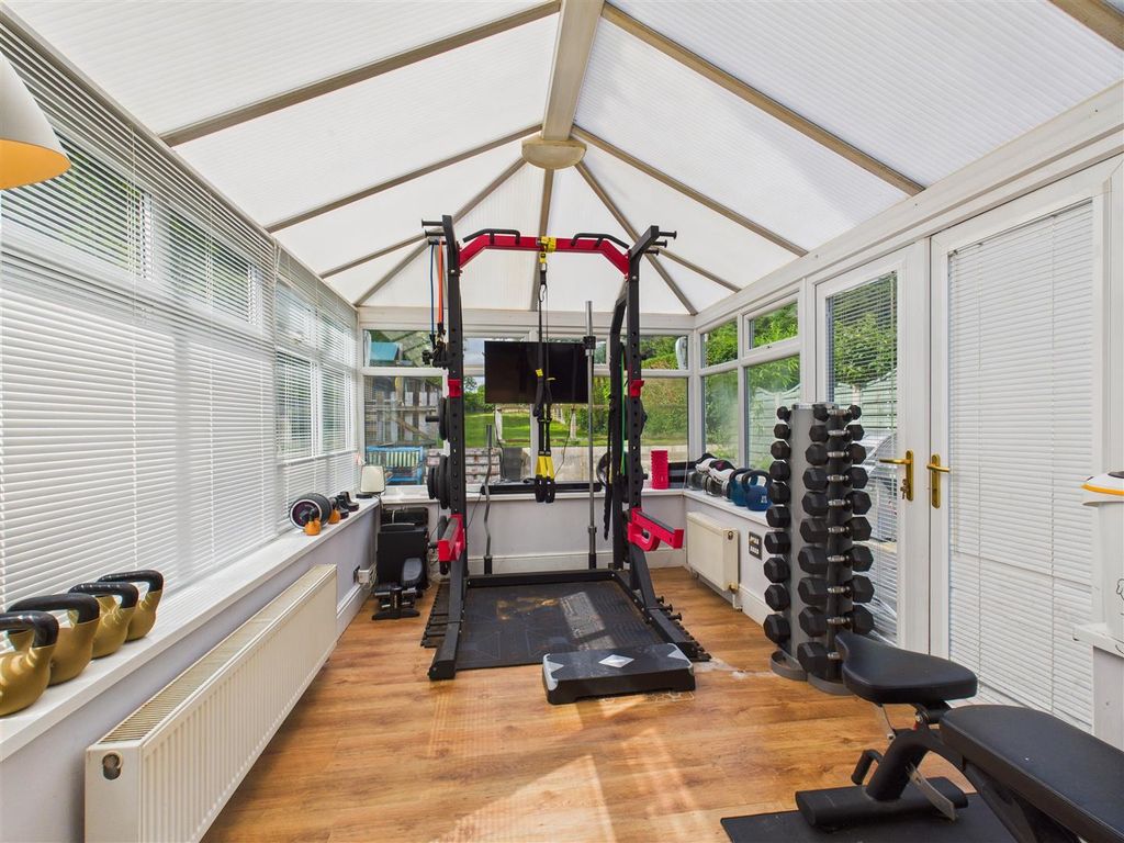 Additional image 9 of 4 bed semi-detached house for saleFerriby High Road, North Ferriby HU14