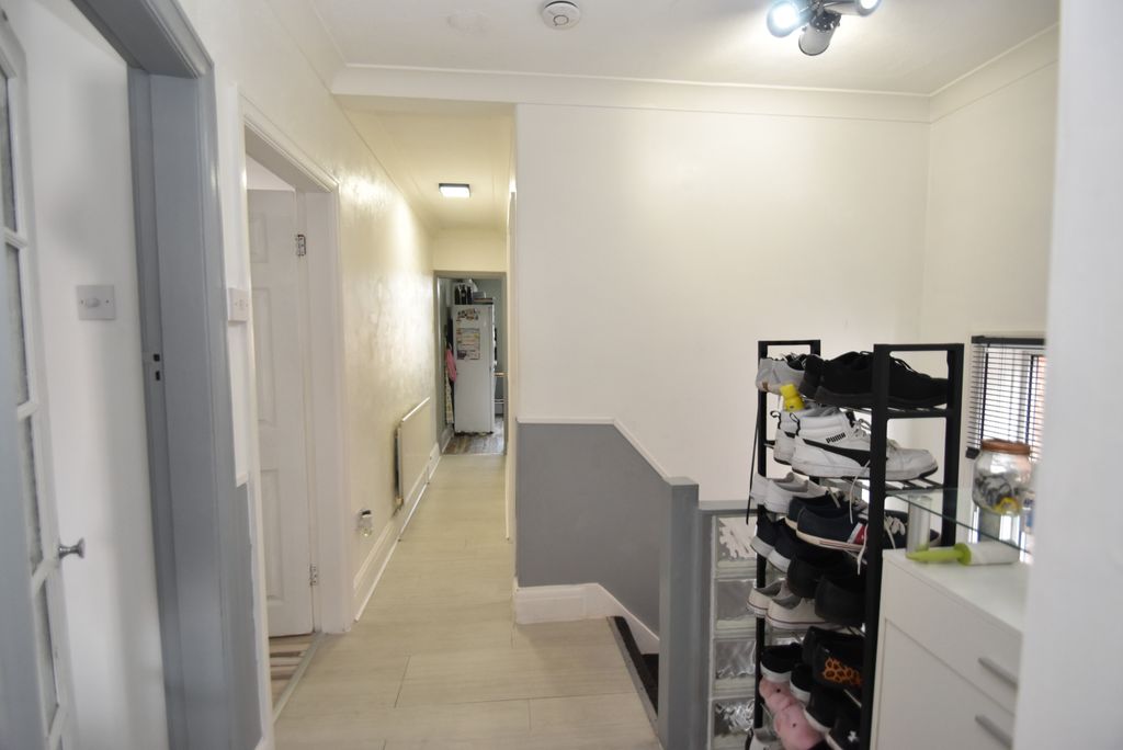 Additional image 2 of 2 bed flat for saleDorothy Avenue, Skegness PE25
