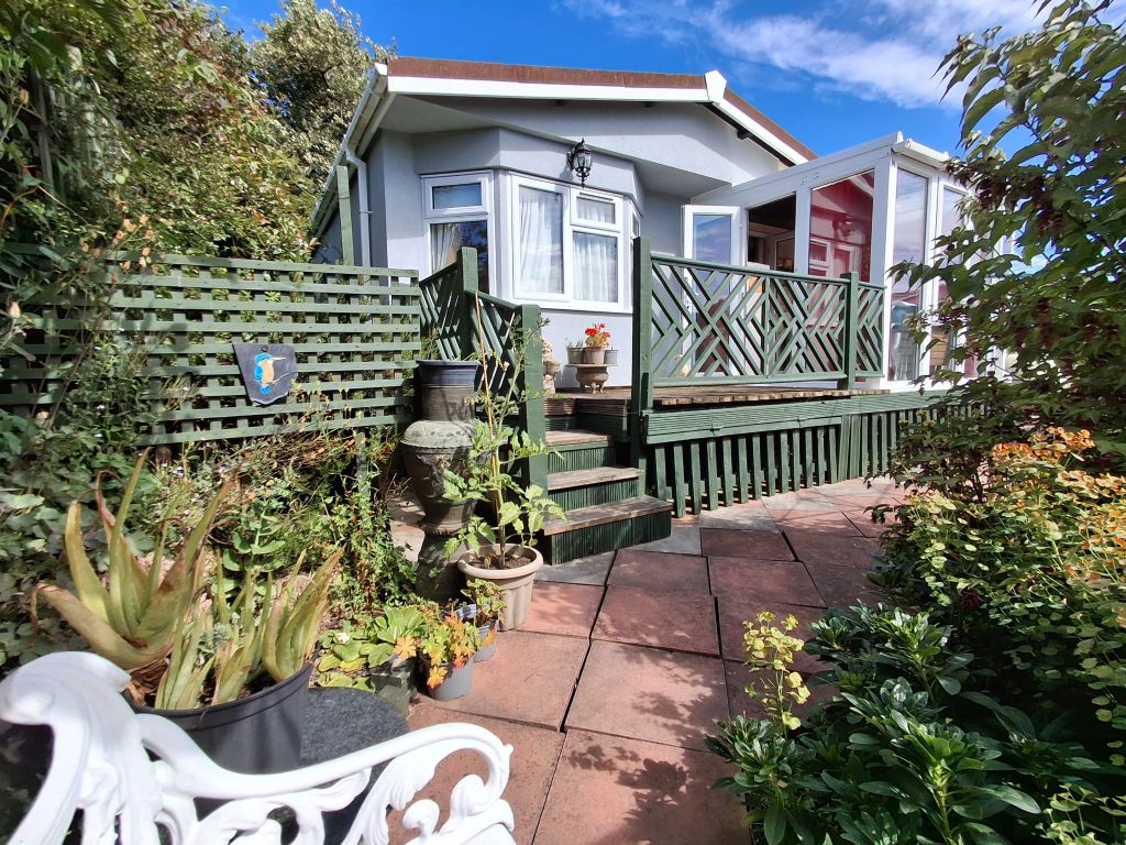 2 bed mobile/park home for saleLlewelyn Park, Climery, Builth Wells, Powys LD2