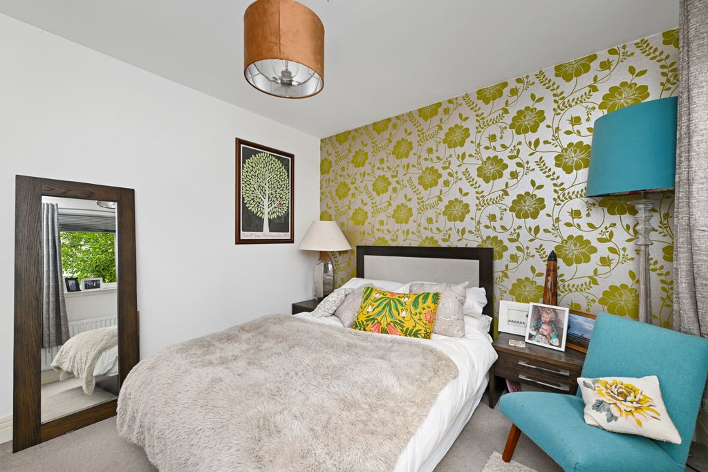 Additional image 17 of 4 bed town house for sale70 Burnbrae Road, Bonnyrigg EH19