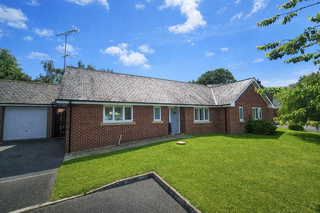 3 bed detached bungalow for salePen Offa, Norton, Presteigne LD8