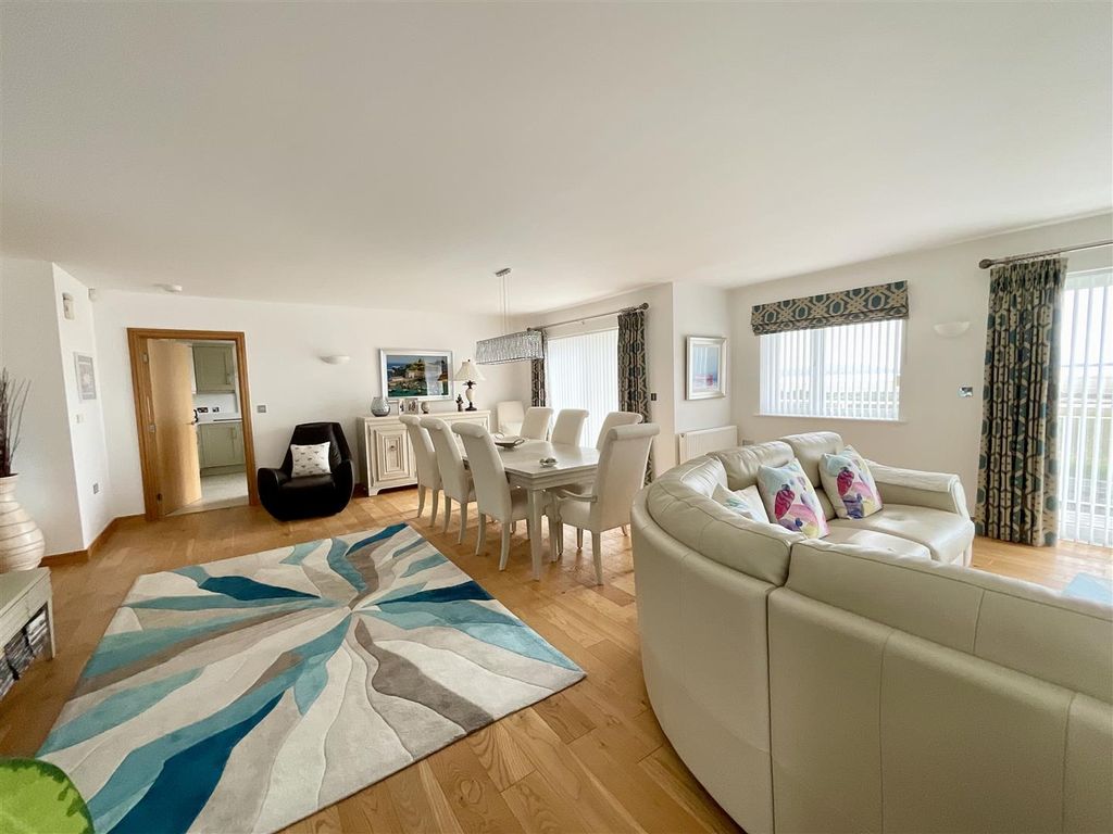 Additional image 8 of 4 bed detached house for salePentre Nicklaus Village, Llanelli SA15