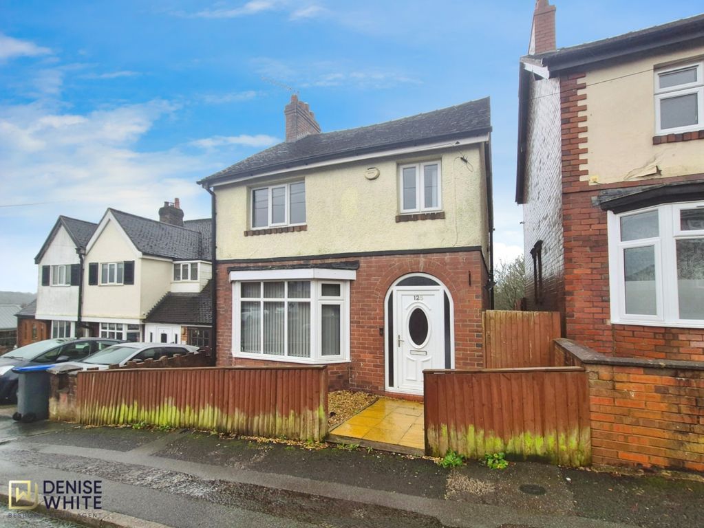 3 bed detached house for saleBurton Street, Leek ST13