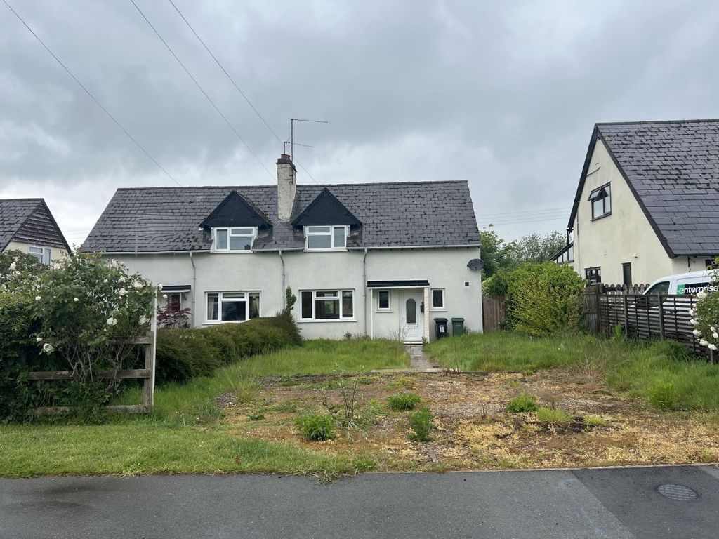 3 bed semi-detached house for sale18 Pensham Hill, Pershore WR10
