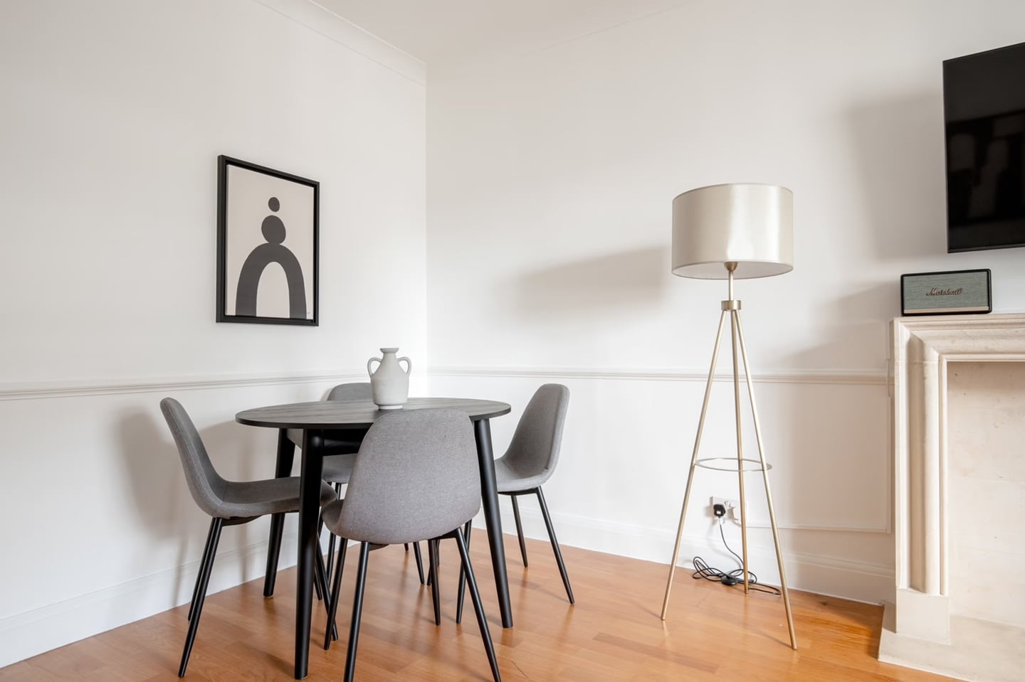 2 Bed Flat, North Block, SE1, N1 7GU photo 4