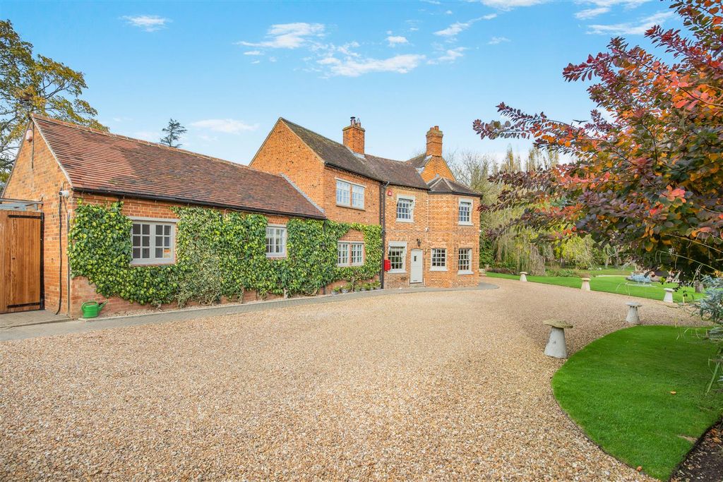 Additional image 33 of 6 bed detached house for saleMill Lane, Newport Pagnell MK16