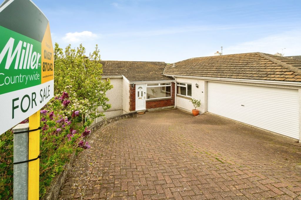 4 bed detached house for saleTredour Road, Newquay, Cornwall TR7