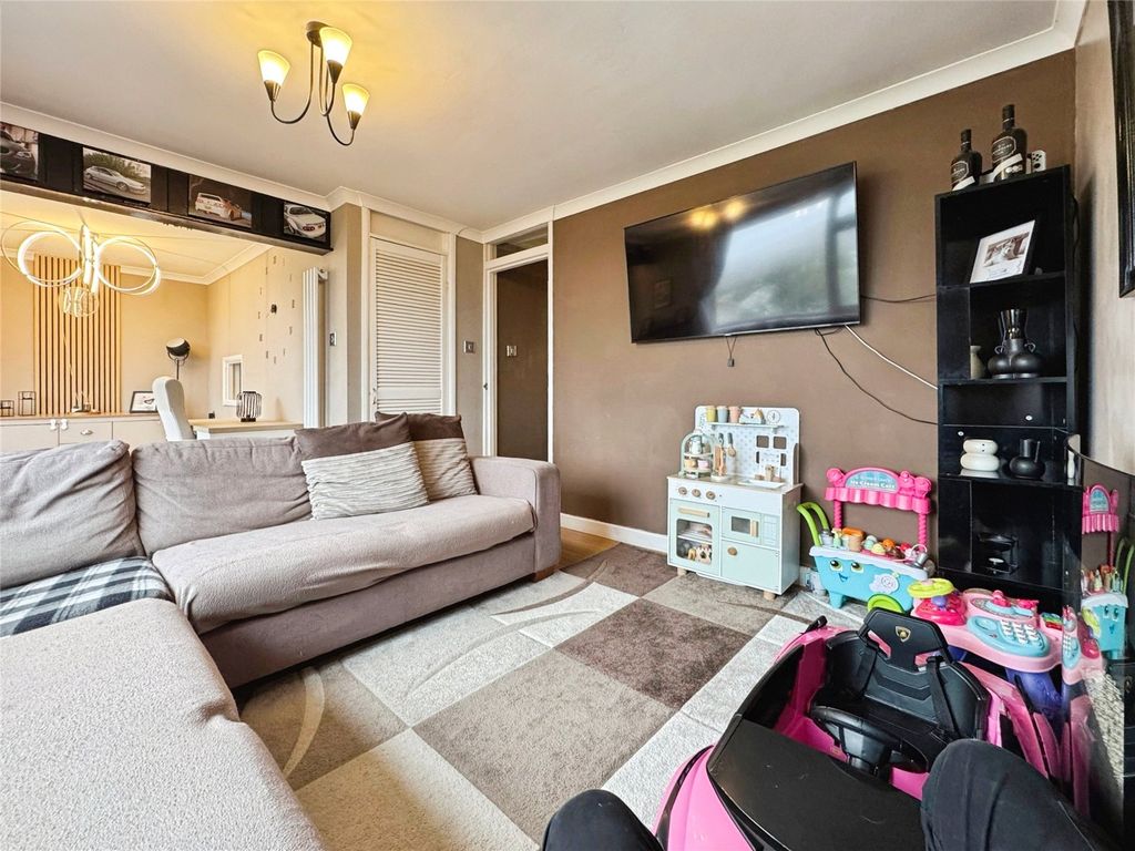 2 bed flat for saleSunrising, Looe, Cornwall PL13 photo 5
