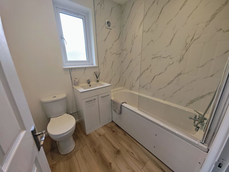 Additional image 7 of 2 bed maisonette for salePetworth Close, Northolt UB5