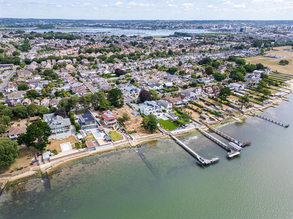 Additional image 16 of 5 bed property for saleBranksea Avenue, Poole BH15