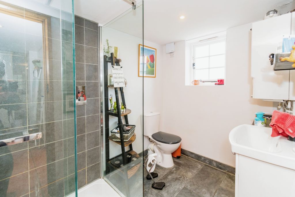 Additional image 15 of 3 bed detached house for saleSilver Street, Lyndhurst, Hampshire SO43