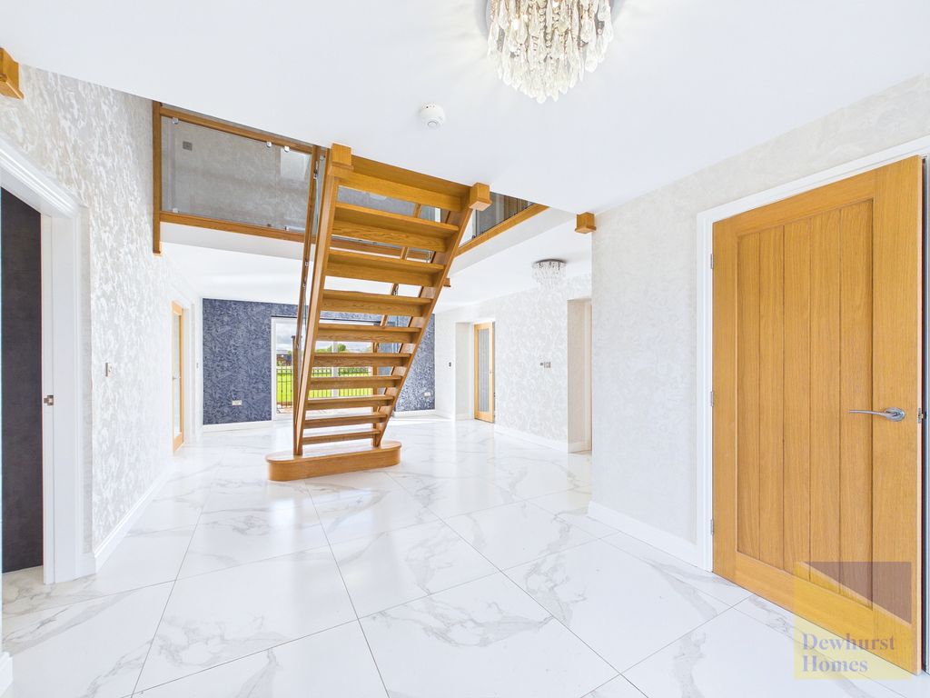 4 bed detached house for salePreston Road, Catforth PR4 photo 2