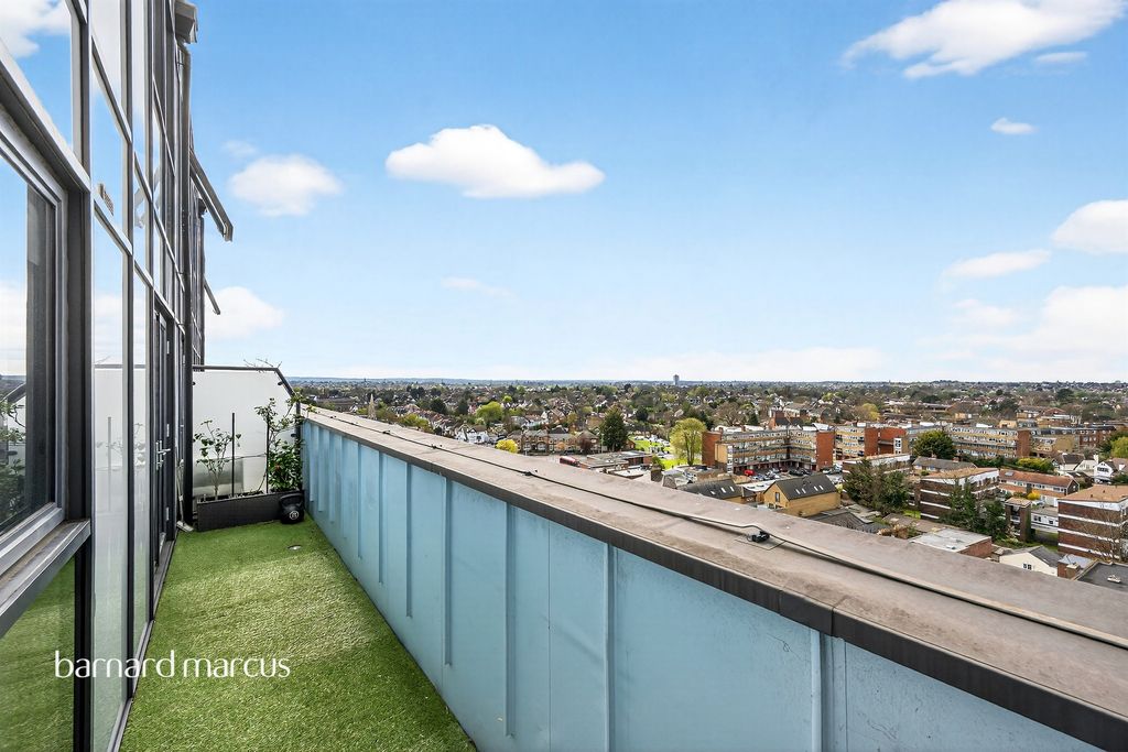 Additional image 2 of 2 bed flat for saleBlagdon Road, New Malden KT3