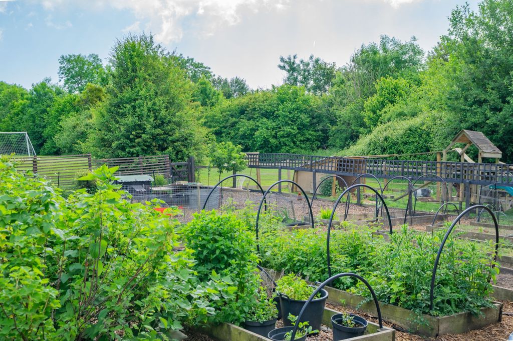 Additional image 38 of 7 bed property for saleGloucester Road, Longhope GL17