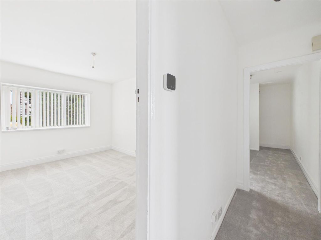Additional image 11 of 5 bed flat for salePensby Road, Heswall, Wirral CH60