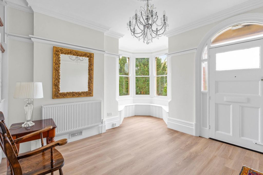 Additional image 6 of 7 bed detached house for salePrinces Risborough, Buckinghamshire HP27
