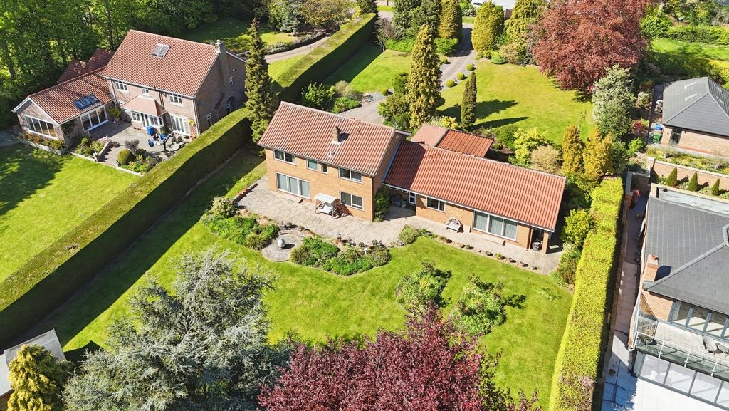 Additional image 4 of 5 bed detached house for saleCroft Park, North Ferriby HU14