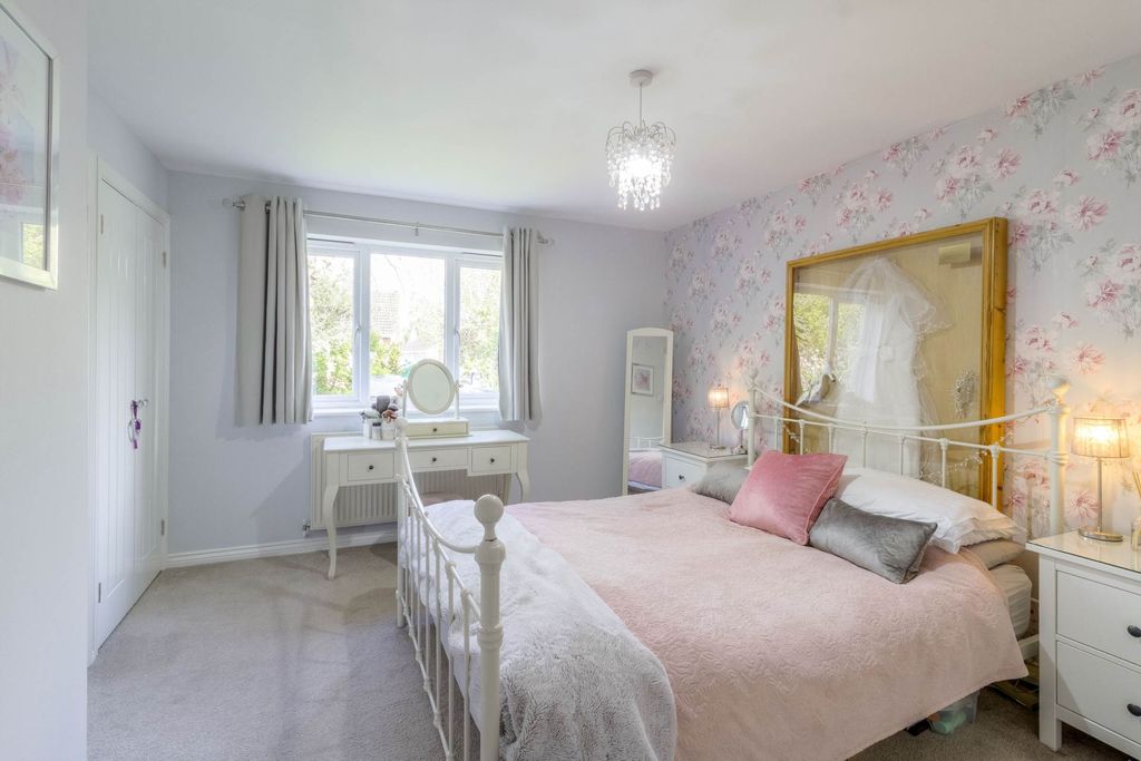 Additional image 15 of 4 bed detached house for salePennycress Way, Newport Pagnell MK16