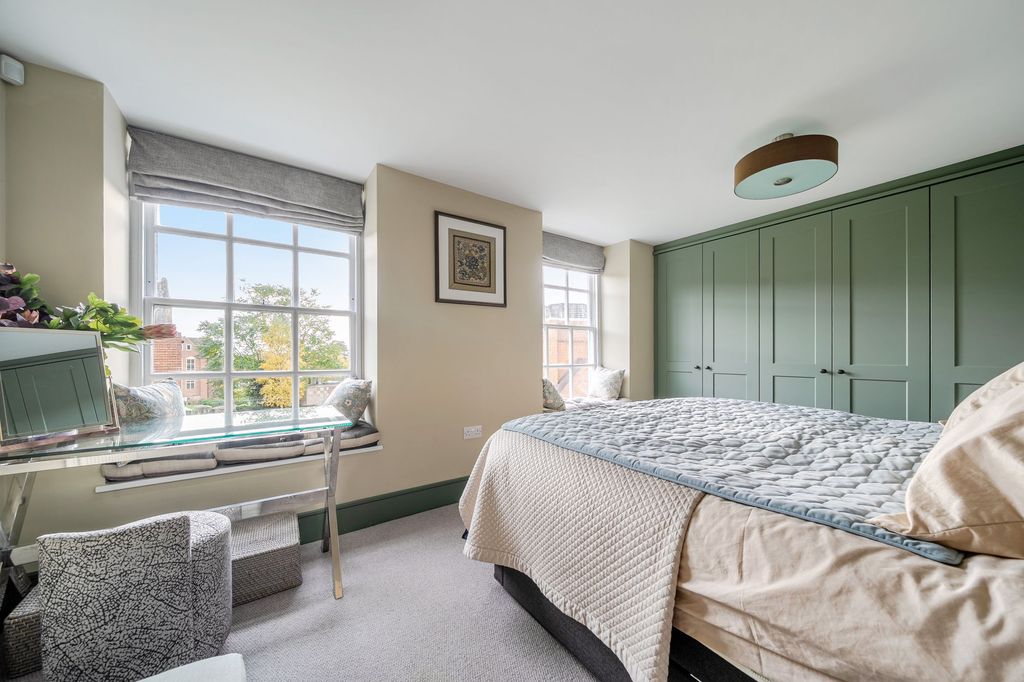 Additional image 15 of 3 bed flat for saleAdams Walk, Midhurst GU29