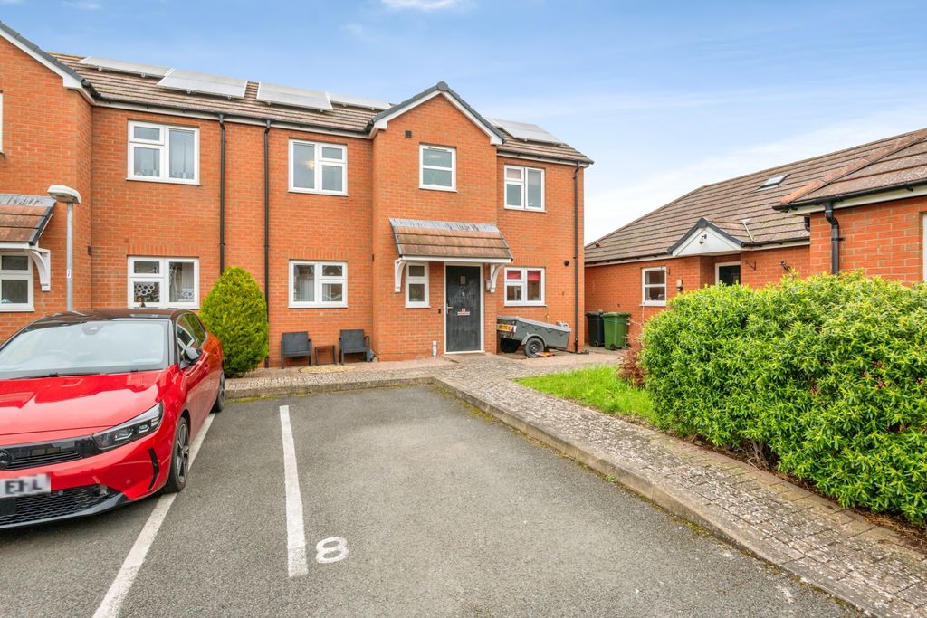 2 bed semi-detached house for saleShaw Close, Pershore WR10