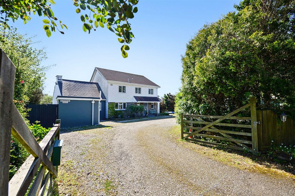 4 bed detached house for saleLooe, Looe, Cornwall PL13 photo 5