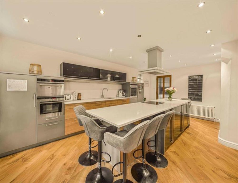 Additional image 10 of 6 bed detached house for saleGawsworth Road, Macclesfield SK11