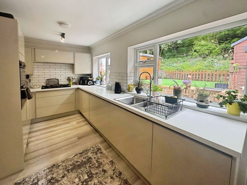 Additional image 10 of 3 bed detached bungalow for saleCaer Gymrig, Maesteg CF34