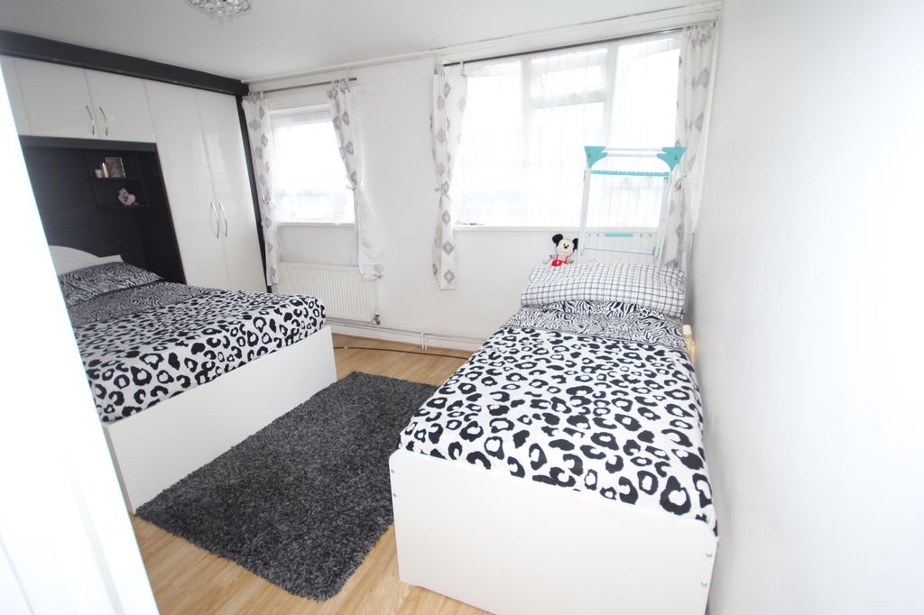 Additional image 10 of 2 bed flat for saleAcademy Gardens, Northolt UB5