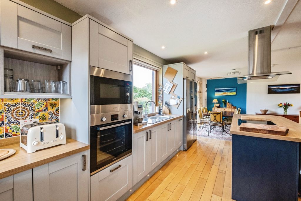 Additional image 6 of 3 bed detached house for saleMarine Road, Nairn IV12