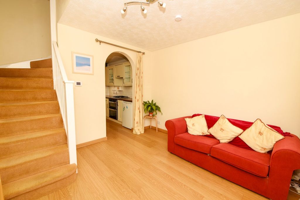Additional image 6 of 1 bed terraced house for saleHarrington Close, Newbury RG14