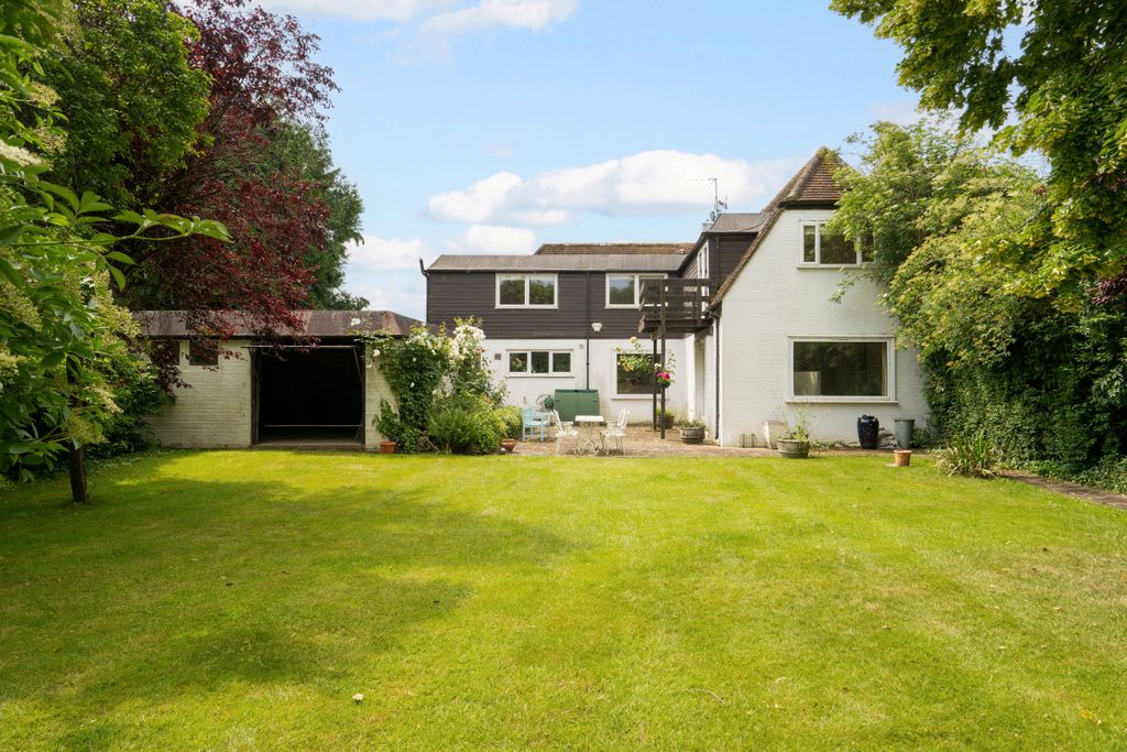 Additional image 20 of 5 bed detached house for saleQuarrywood Road, Marlow SL7