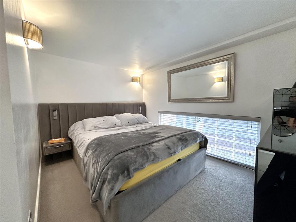 Additional image 7 of 2 bed flat for saleDobsons Quay, The Wharf, Newark NG24