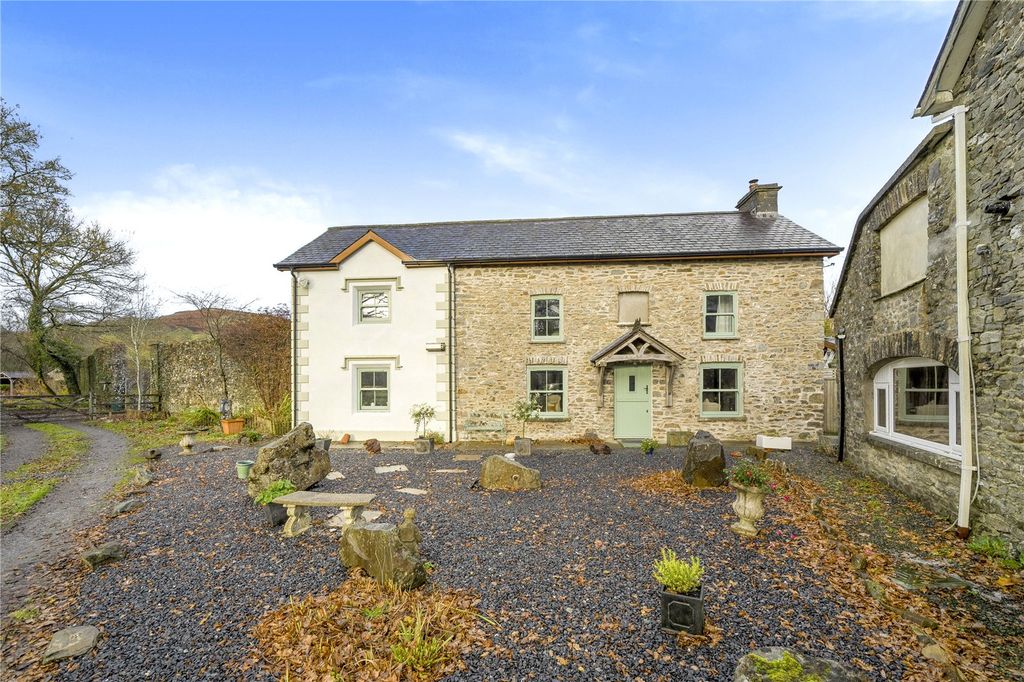 3 bed detached house for saleTalley, Llandeilo, Carmarthenshire SA19