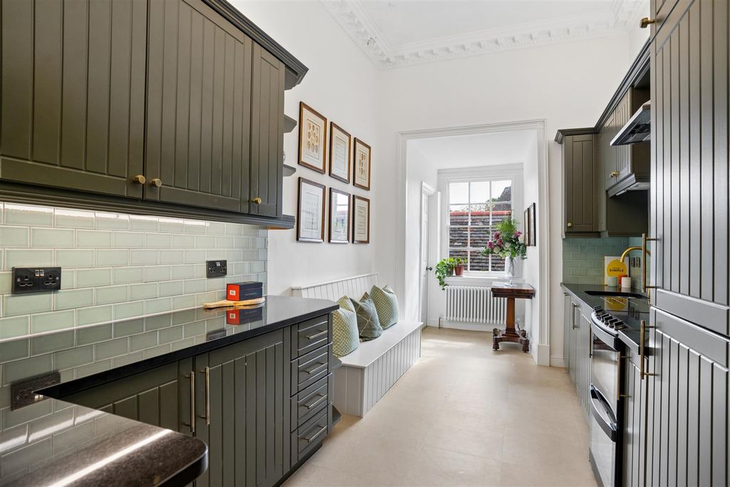 Additional image 16 of 2 bed flat for saleGayhurst, Newport Pagnell MK16