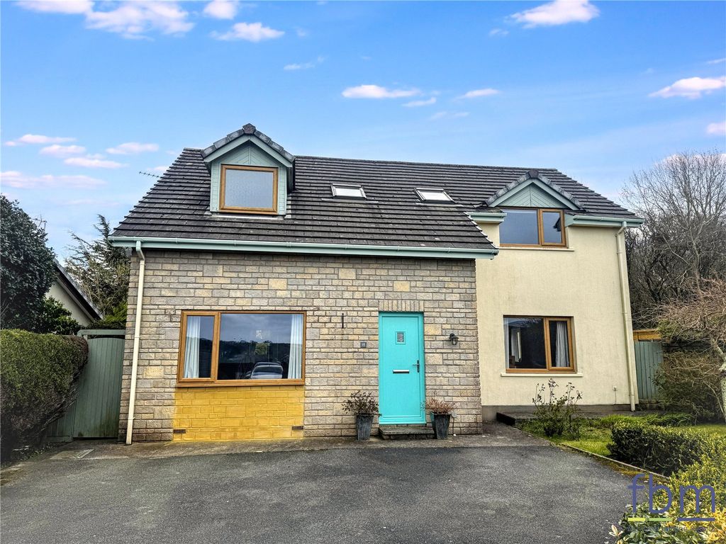 4 bed detached house for saleHywel Way, Pembroke, Pembrokeshire SA71