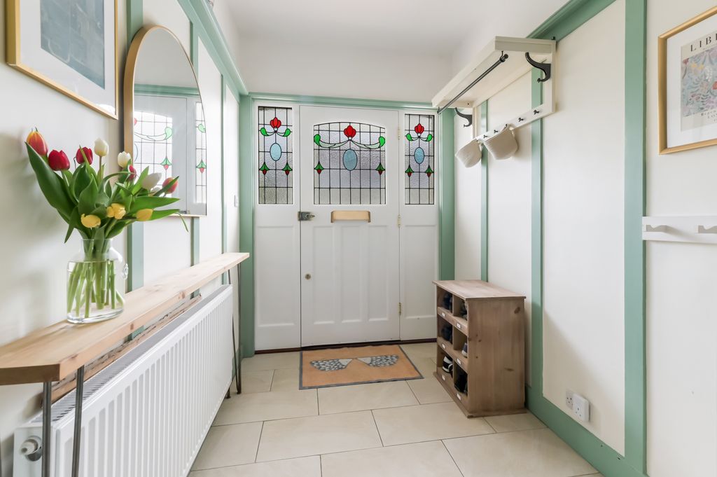 Additional image 5 of 3 bed semi-detached house for saleWillows Avenue, Morden SM4