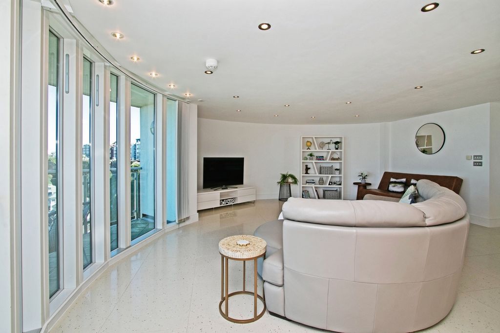 Additional image 22 of 2 bed flat for saleNarrowcliff, Newquay, Cornwall TR7