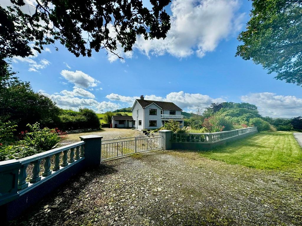 4 bed detached house for saleCrugybar, Llanwrda SA19
