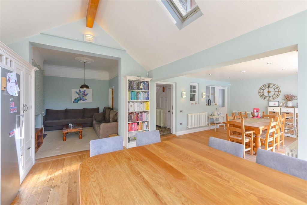 Additional image 12 of 5 bed detached house for saleThe Drive, Kingsley, Northampton NN1