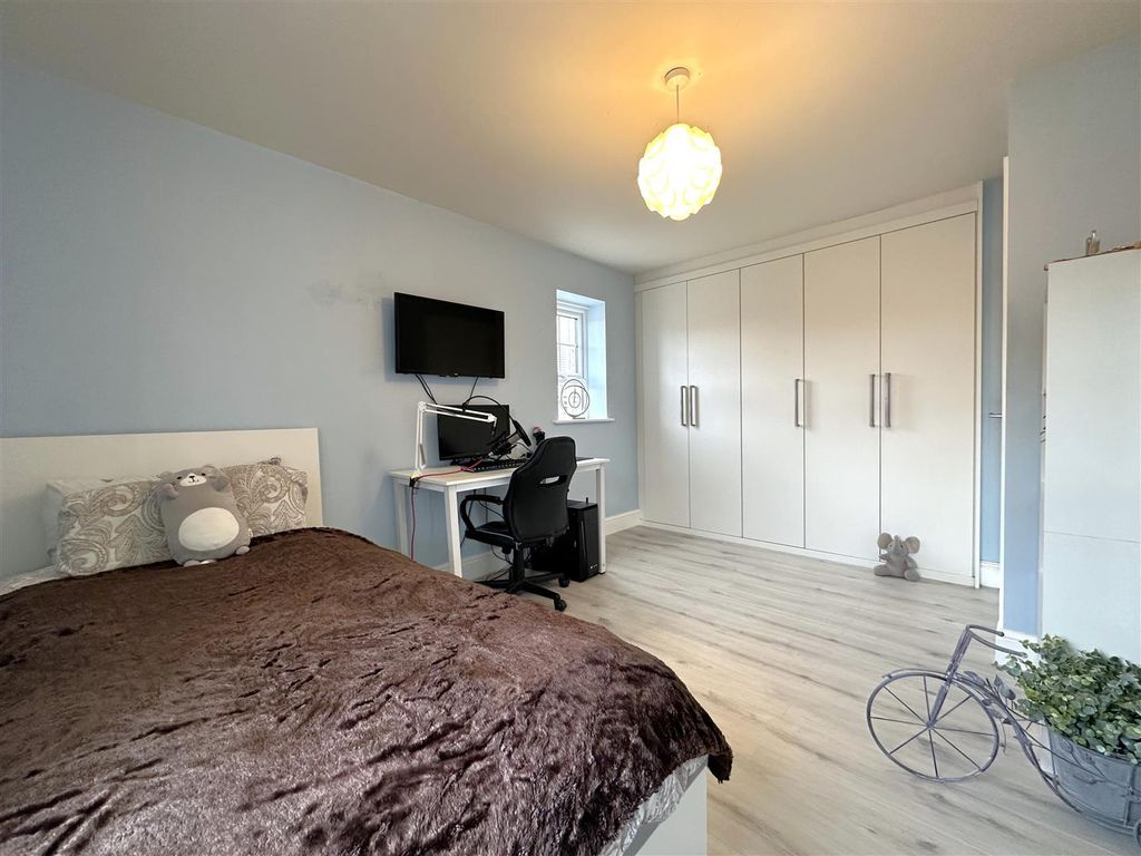 Additional image 14 of 4 bed detached house for saleBlenheim Avenue, Fernwood, Newark NG24
