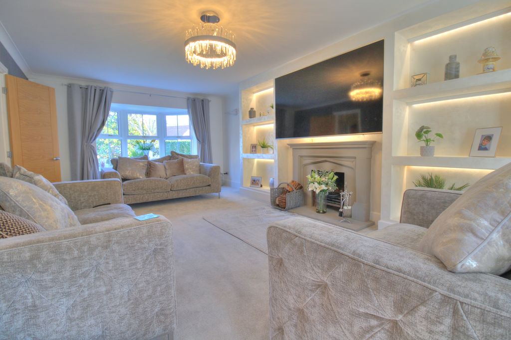 Additional image 7 of 4 bed detached house for saleStanding Stones, Northampton NN3