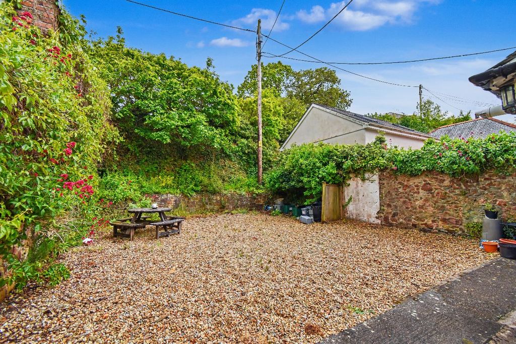 Additional image 7 of 1 bed flat for saleFlat, Station Road, Okehampton EX20