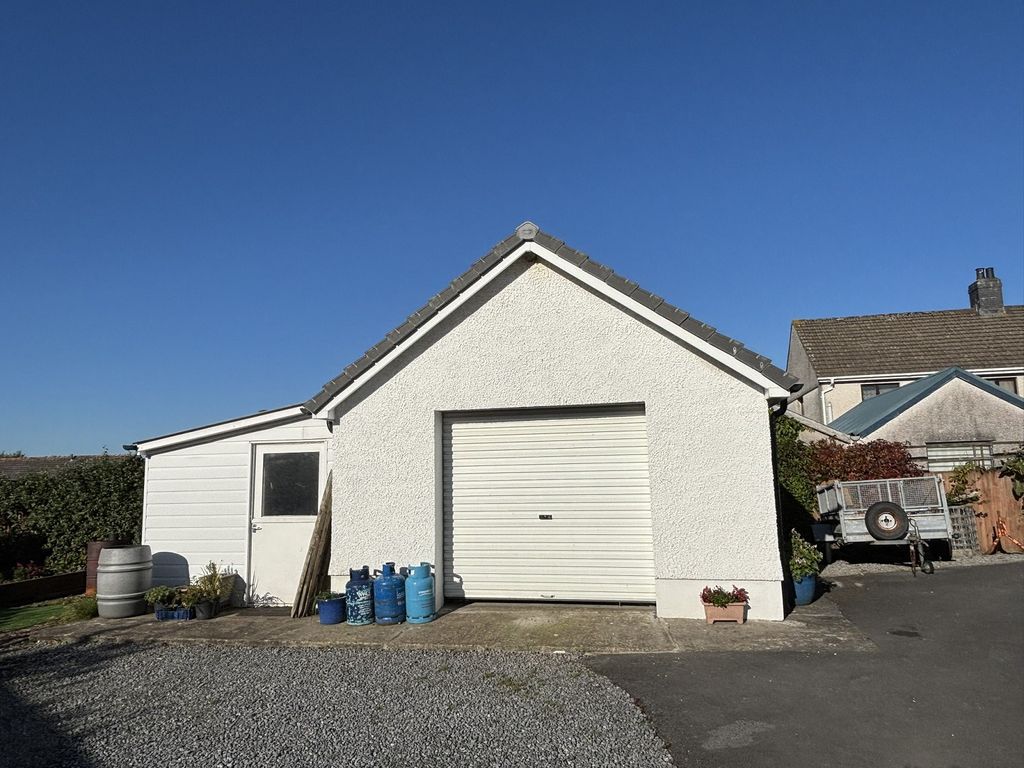 Additional image 10 of 4 bed detached bungalow for saleParc Annell, Crugybar, Llanwrda, Carmarthenshire. SA19