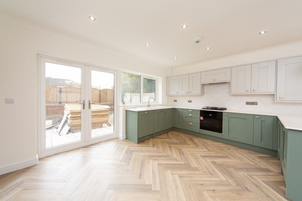 Additional image 21 of 2 bed detached bungalow for saleRaby Park Road, Neston CH64